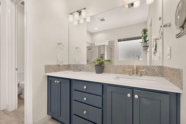 1561 Corta Cantera SW, Los Lunas, NM 87031
