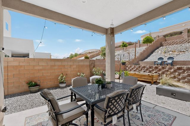 1561 Corta Cantera SW, Los Lunas, NM 87031