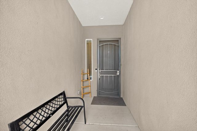1561 Corta Cantera SW, Los Lunas, NM 87031