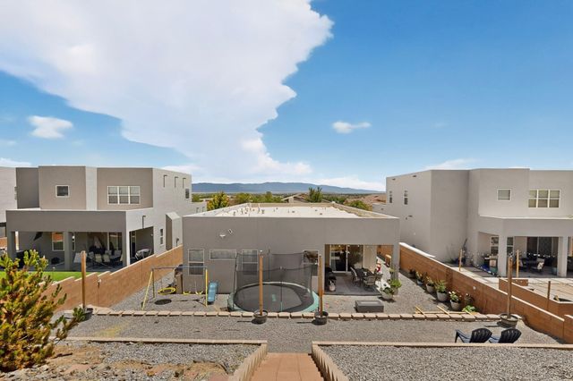 1561 Corta Cantera SW, Los Lunas, NM 87031