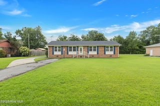 303 Delight Drive, Jacksonville, NC 28546
