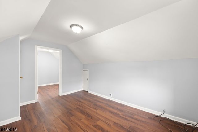 16 Loretta St, Clifton City, NJ 07011