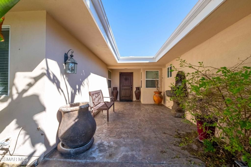 24701 Calvert Street, Woodland Hills, CA 91367 — photo 4