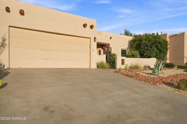 3336 Squaw Mountain Drive, Las Cruces, NM 88011