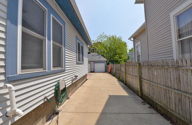 1835 Villa STREET, Racine, WI 53403