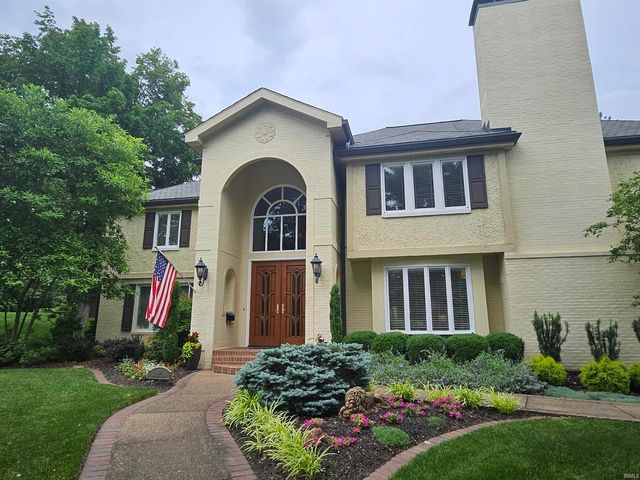 16 Johnson Place, Evansville, IN 47714