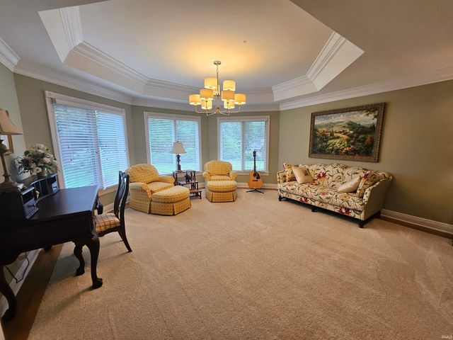 16 Johnson Place, Evansville, IN 47714