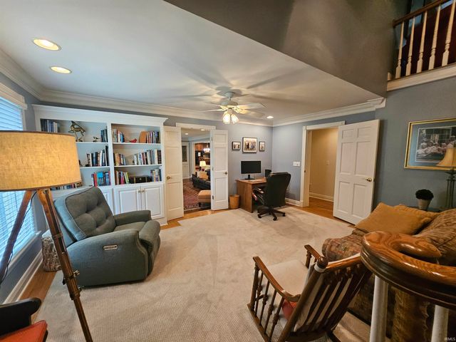 16 Johnson Place, Evansville, IN 47714