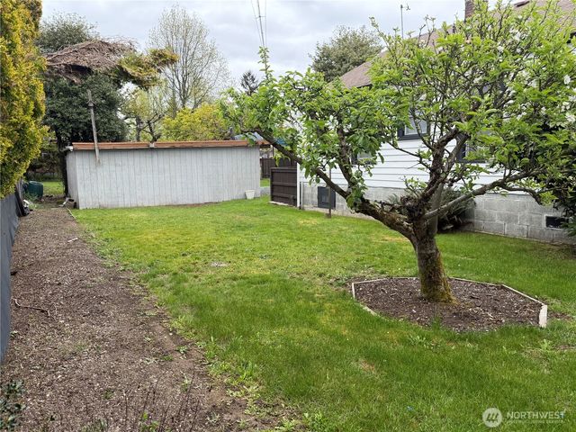 656 SW 149th Street, Burien, WA 98166