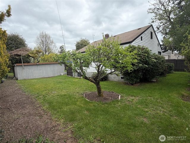 656 SW 149th Street, Burien, WA 98166