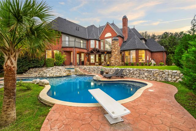 2906 Cottonwood Lane, Colleyville, TX 76034