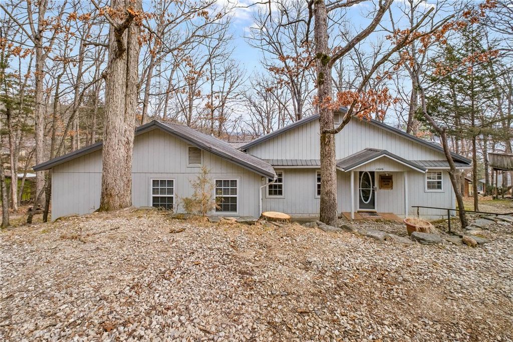 11646 Cedar Drive, Garfield, AR 72732