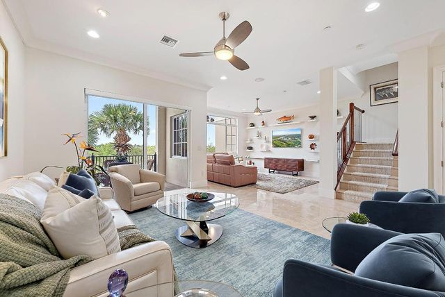 138 Tierra Lane 6, Jupiter, FL 33477