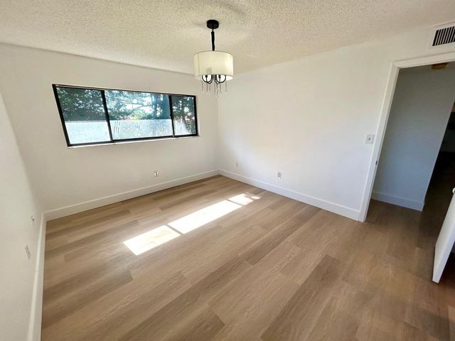 9624 S Belfort Cir 202, Fort Lauderdale, FL 33321