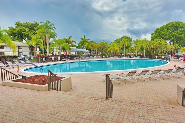 9624 S Belfort Cir 202, Fort Lauderdale, FL 33321