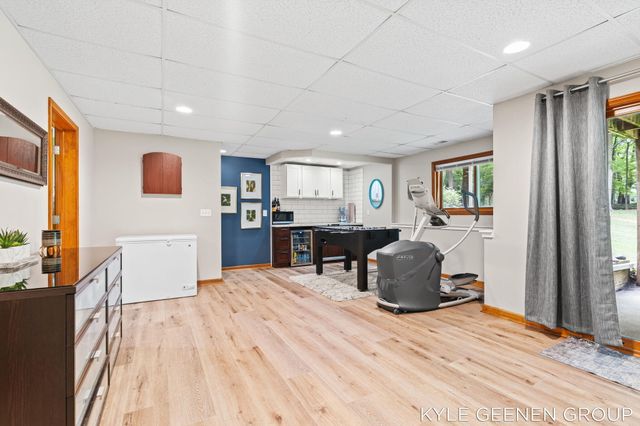 208 Chicago Avenue, Park Twp, MI 49424
