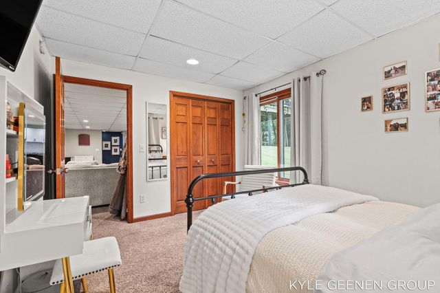 208 Chicago Avenue, Park Twp, MI 49424