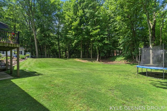208 Chicago Avenue, Park Twp, MI 49424