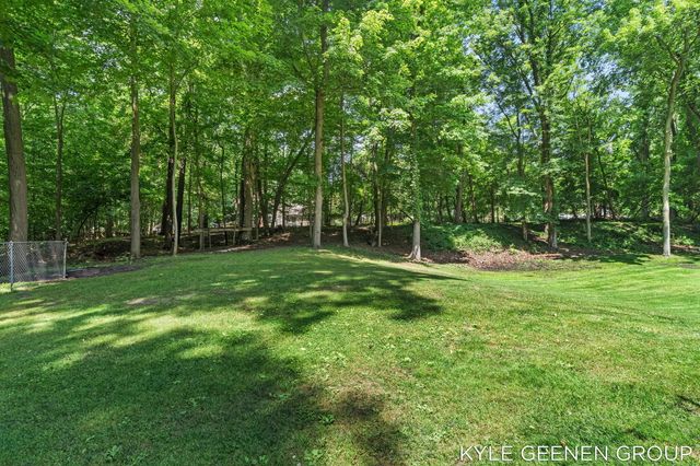 208 Chicago Avenue, Park Twp, MI 49424