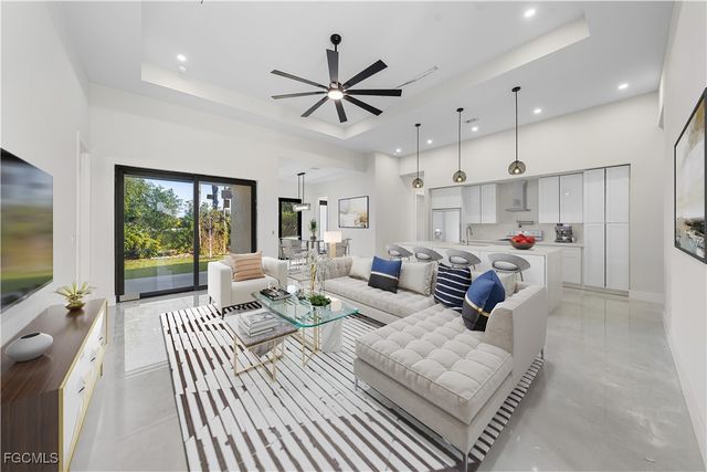 2809 SW Embers TER, Cape Coral, FL 33991