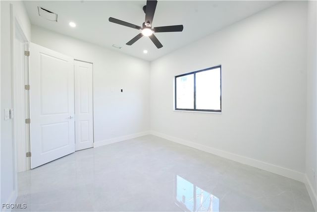 2809 SW Embers TER, Cape Coral, FL 33991