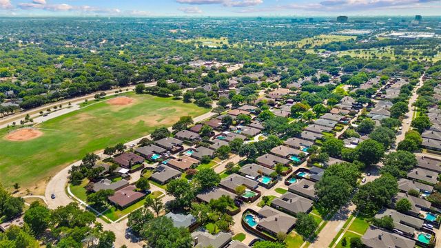 2411 Golden Willow Lane, Richardson, TX 75082