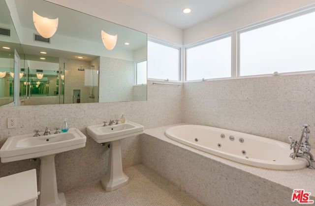 25212 Malibu Road, Malibu, CA 90265