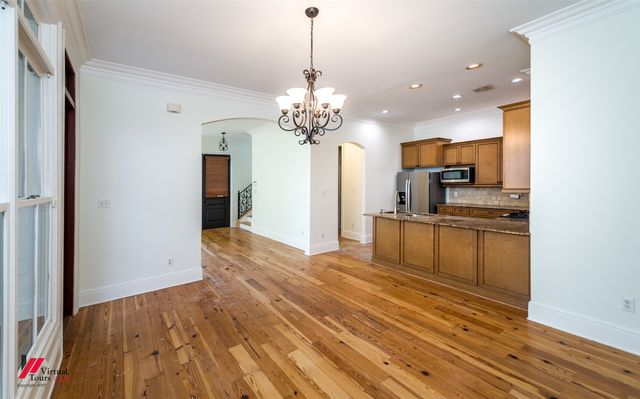 1029 S Crescent Cove, Shreveport, LA 71105