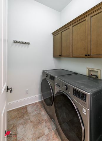 1029 S Crescent Cove, Shreveport, LA 71105