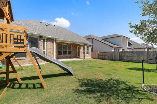 912 Rock Daisy TRL A, Hutto, TX 78634
