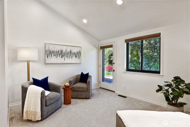 8824 NE 189th Place, Bothell, WA 98011