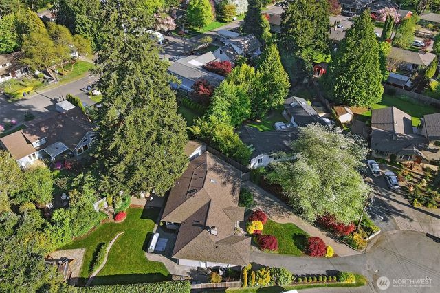 8824 NE 189th Place, Bothell, WA 98011