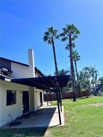 5941 Grinnell Drive, Riverside, CA 92509