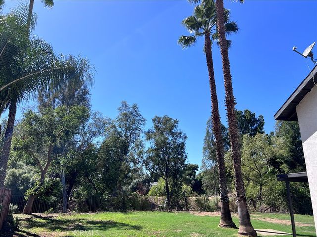 5941 Grinnell Drive, Riverside, CA 92509