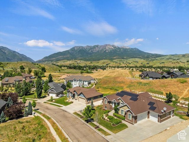 3518 E SUNSET CIR, Mountain Green, UT 84050
