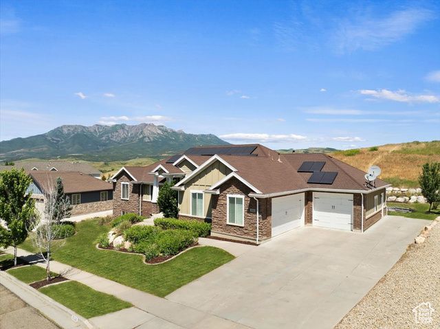 3518 E SUNSET CIR, Mountain Green, UT 84050