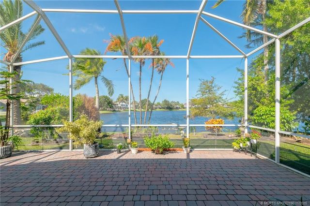 895 NW Sassafras Terrace, Jensen Beach, FL 34957