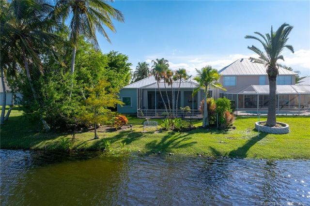 895 NW Sassafras Terrace, Jensen Beach, FL 34957