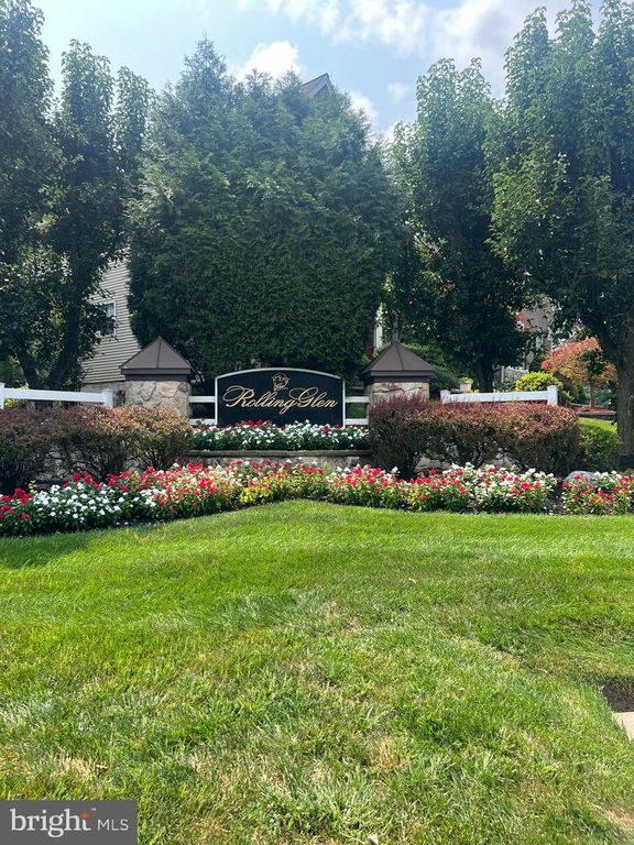 1 ROLLING GLEN CT, MOUNT LAUREL, NJ 08054 — photo 2