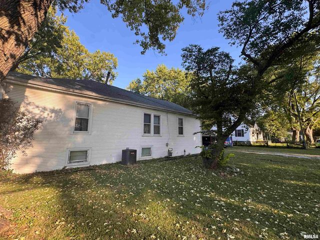 2800 S 13TH Street, Springfield, IL 62703