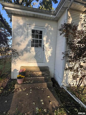 2800 S 13TH Street, Springfield, IL 62703