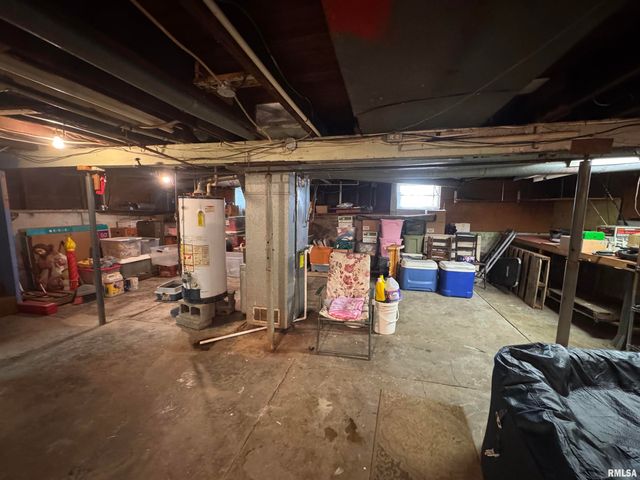 2800 S 13TH Street, Springfield, IL 62703