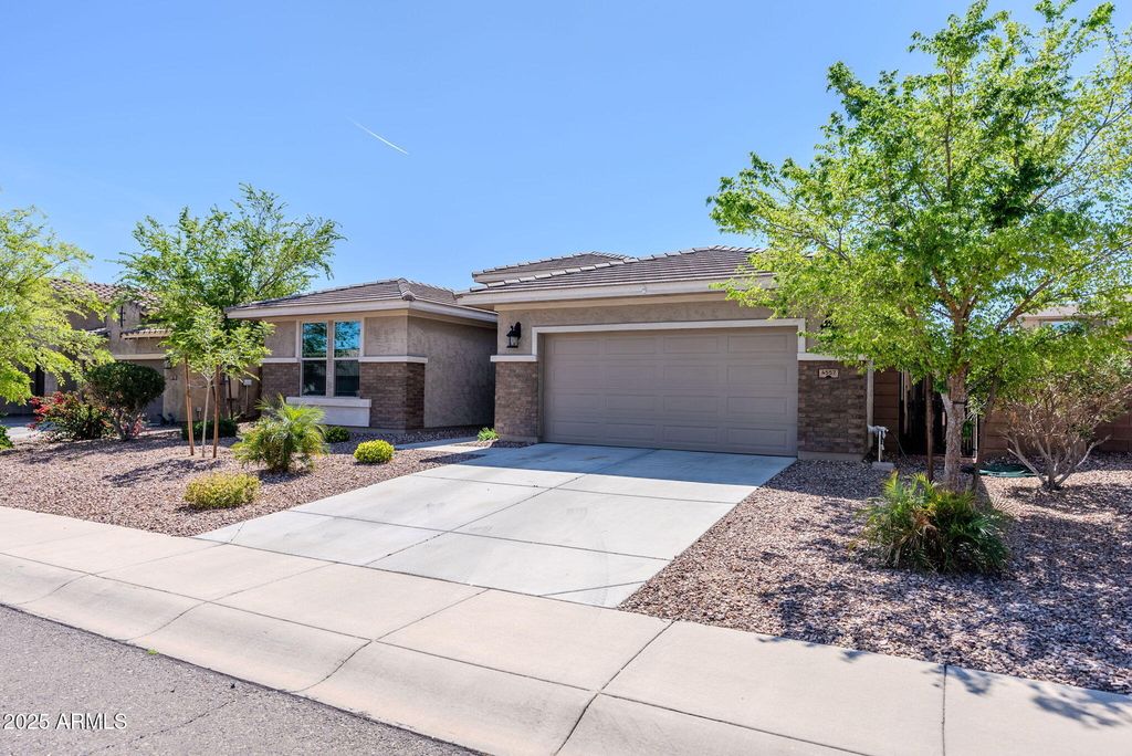 4557 W SOUTH BUTTE Road, San Tan Valley, AZ 85144 — photo 3