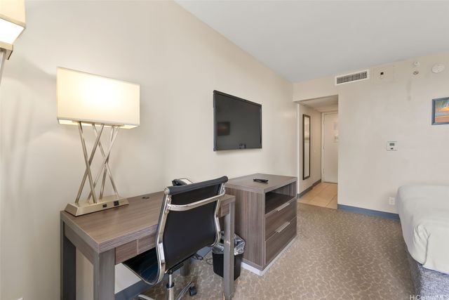 1850 Ala Moana Boulevard 819, Honolulu, HI 96815
