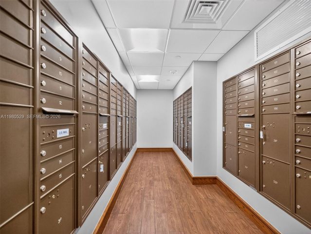 11113 Biscayne Blvd 351, Miami, FL 33181