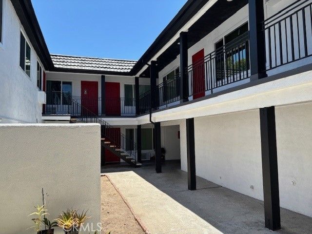 120 E Pine Street, Santa Ana, CA 92701