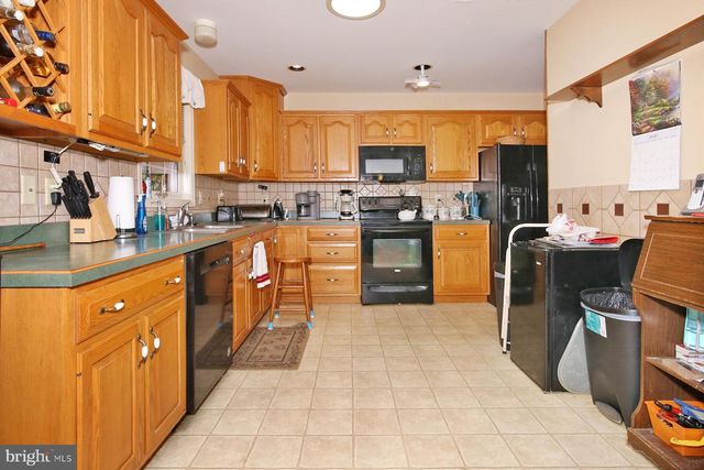 34 SCENIC DR, Myerstown, PA 17067