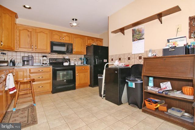 34 SCENIC DR, Myerstown, PA 17067