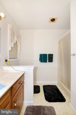 34 SCENIC DR, Myerstown, PA 17067