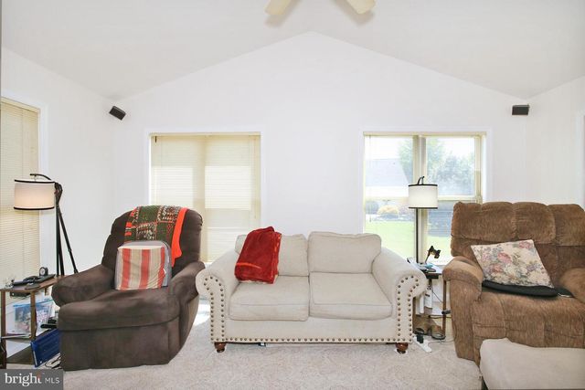 34 SCENIC DR, Myerstown, PA 17067